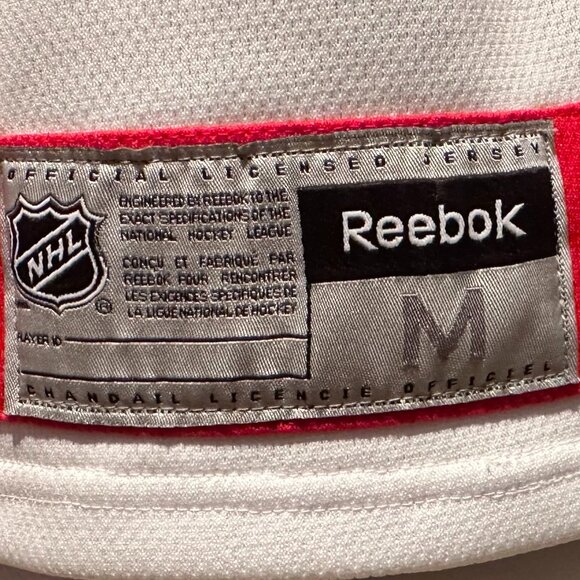 Vintage Reebok NHL Men's Medium New York Rangers Hockey Players Jersey - Picture 4 of 6